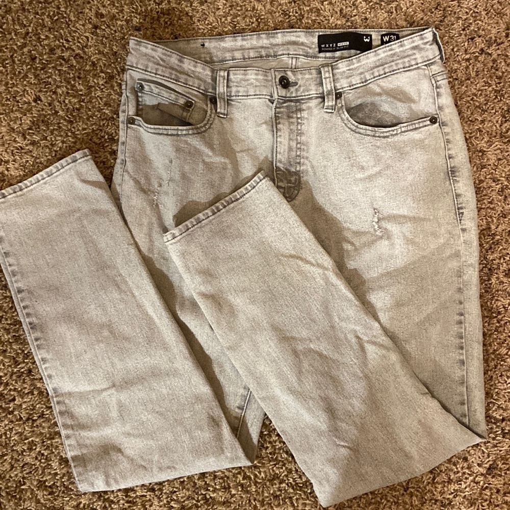 slim fit jeans